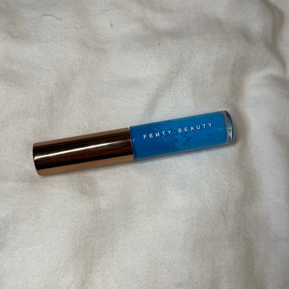 fenty beauty vivid liquid eyeliner